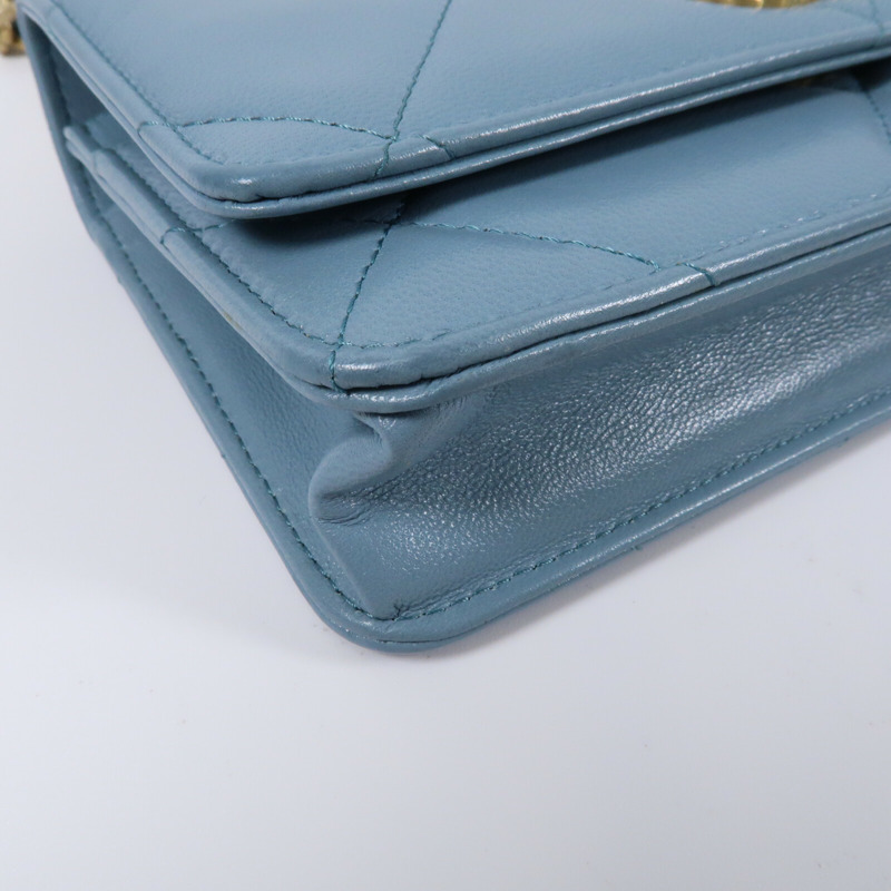 CHANEL 羊皮皮革C19 Wallet On Chain金扣鏈帶手挽肩背兩用袋-4