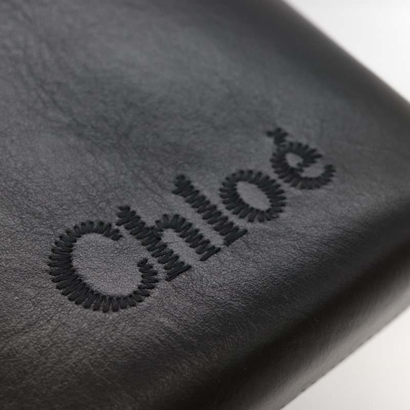 Chloé 蔻依 Sense 經典黑色 拋光小牛皮 微型  立體刺繡 Logo 迷你兩用托特包-11
