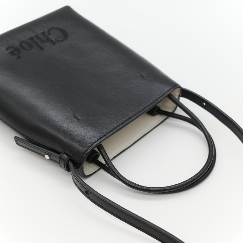 Chloé 蔻依 Sense 經典黑色 拋光小牛皮 微型  立體刺繡 Logo 迷你兩用托特包-14