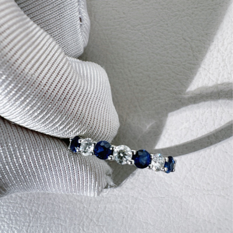 Tiffany蒂芙尼Embrace系列藍寶石+鑽石鉑金戒指，尺寸49 號-5