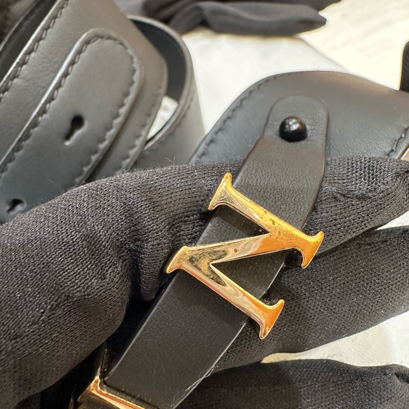 Dior迪奧 磨砂黑四格戴妃包-14