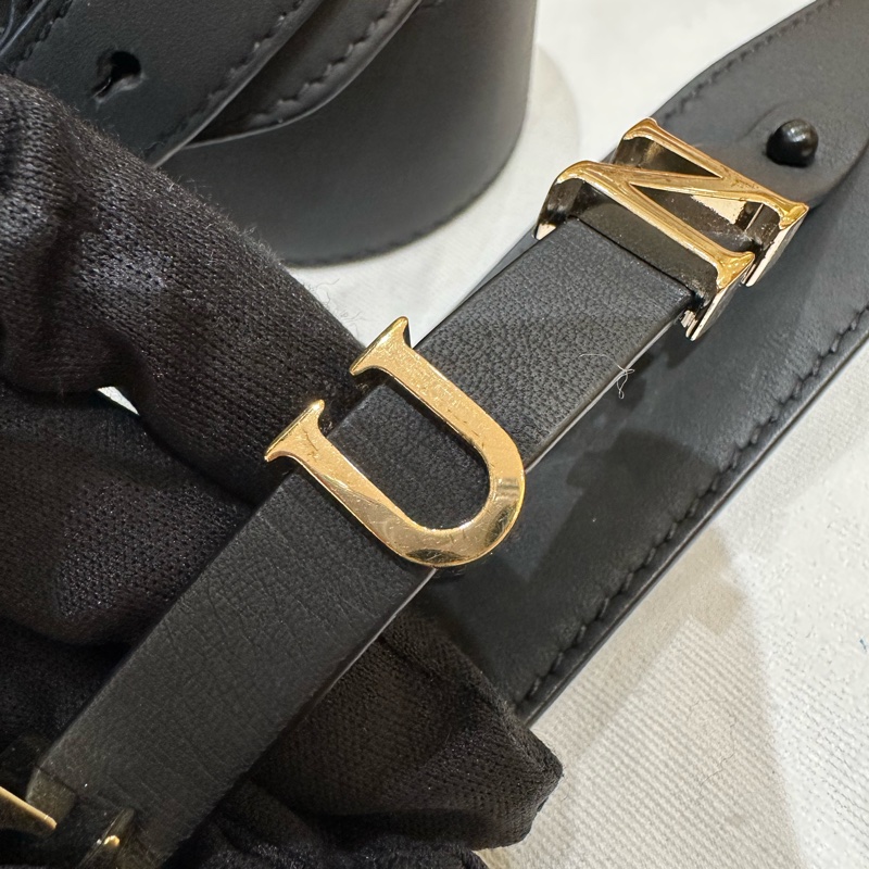 Dior迪奧 磨砂黑四格戴妃包-15