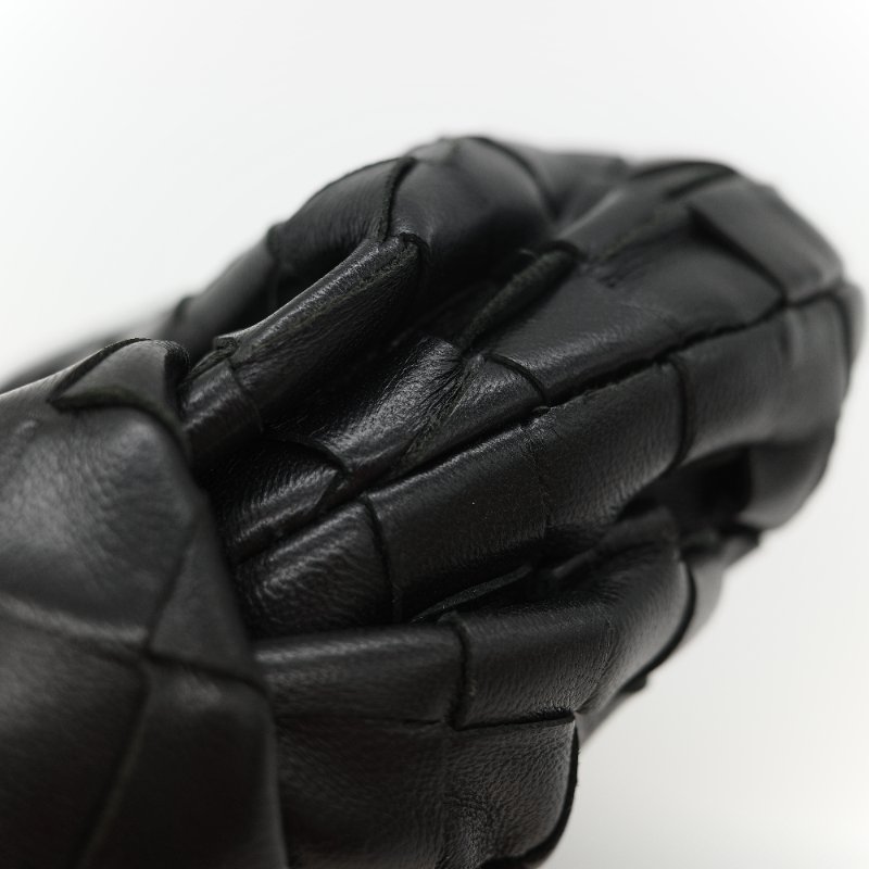 Bottega Veneta 寶緹嘉 Mini Jodie 經典黑色 頂級小羊皮 Intrecciato 手工編織皮革打結提把手提包-10
