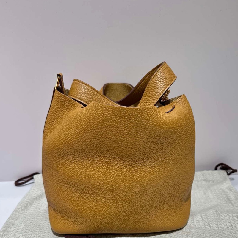 愛馬仕Hermes18 芝麻色18菜籃子  TC皮  金扣  d刻  缺鎖鑰匙-1