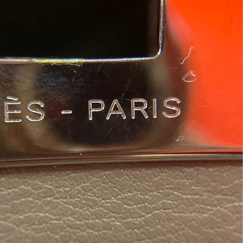 Hermes愛馬仕toolbox26牛奶盒子大象灰銀扣R刻，邊角五金內里有磨損划痕-10