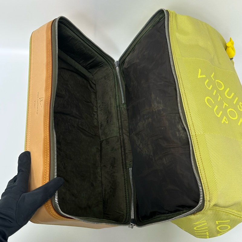 Louis Vuitton 限量帆布旅行袋-17