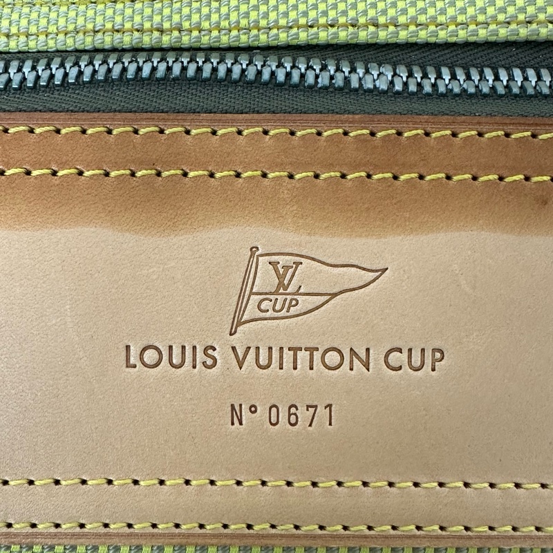 Louis Vuitton 限量帆布旅行袋-19