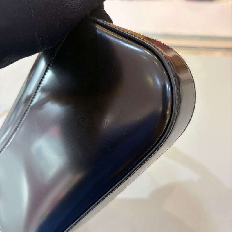 99新 Prada黑色法棍腋下-6