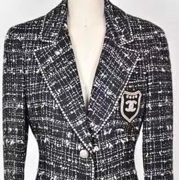 Chanel勛章套裙38碼