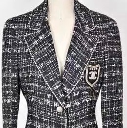 Chanel勛章套裙38碼-0