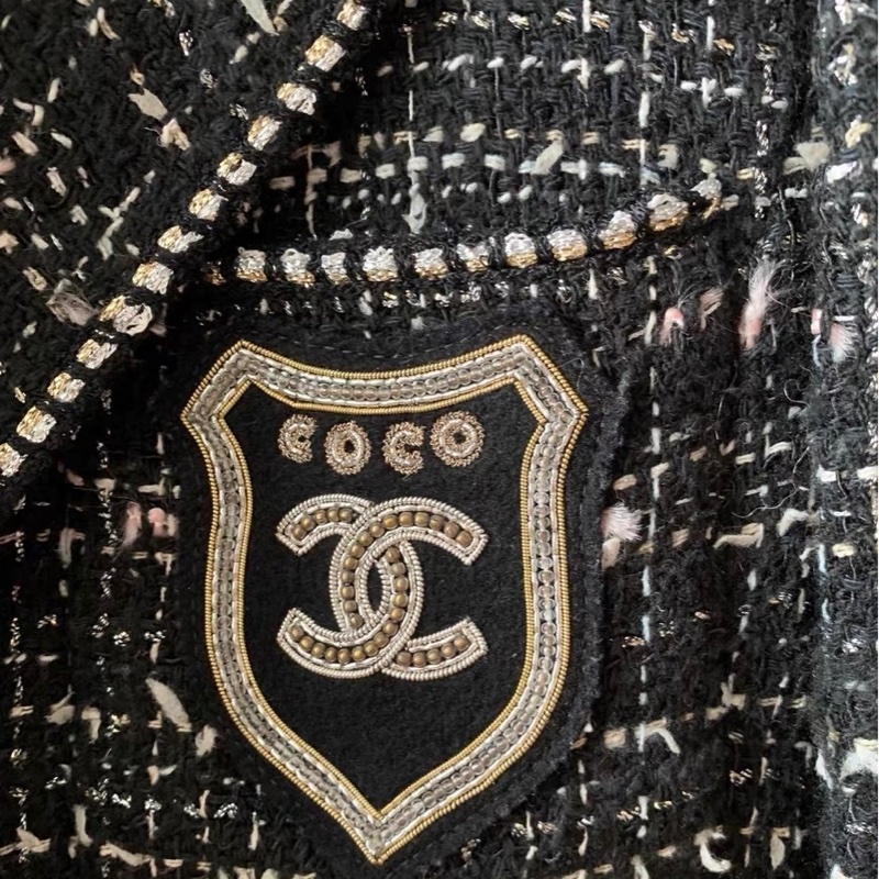 Chanel勛章套裙38碼-1