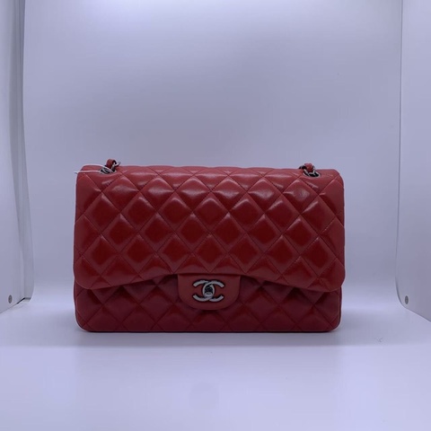 二手Chanel香奈兒jumbo紅色羊皮雙蓋銀扣鏈條包，邊角內里有磨損划痕五金有划痕，具體如圖，鐳射15開