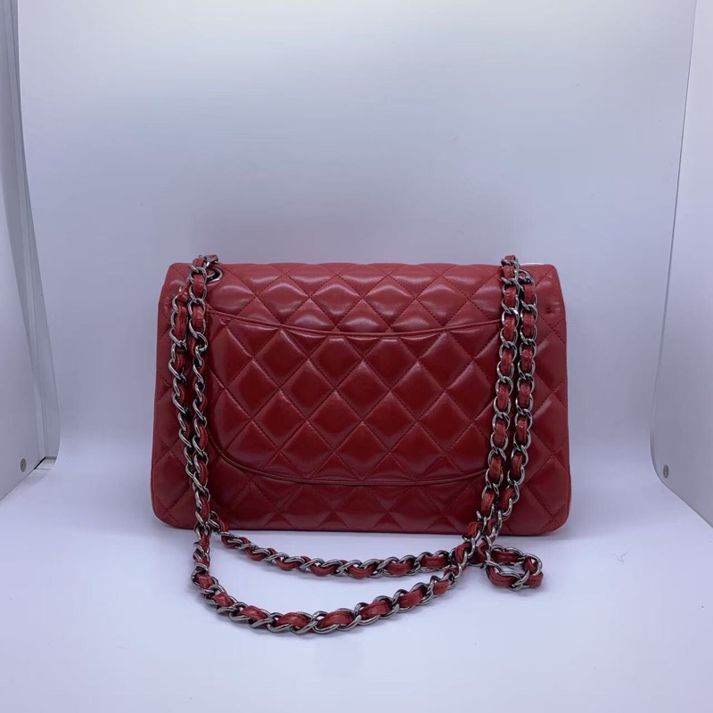 二手Chanel香奈兒jumbo紅色羊皮雙蓋銀扣鏈條包，邊角內里有磨損划痕五金有划痕，具體如圖，鐳射15開-1