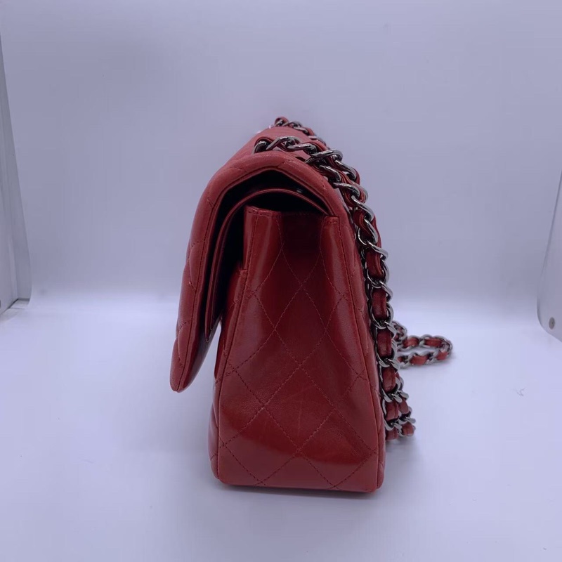 二手Chanel香奈兒jumbo紅色羊皮雙蓋銀扣鏈條包，邊角內里有磨損划痕五金有划痕，具體如圖，鐳射15開-5