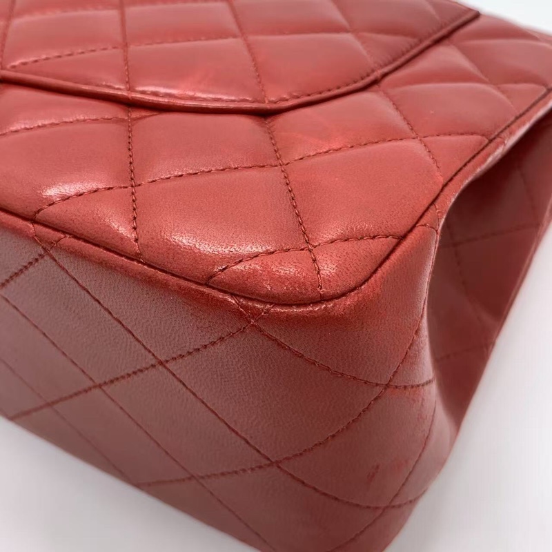 二手Chanel香奈兒jumbo紅色羊皮雙蓋銀扣鏈條包，邊角內里有磨損划痕五金有划痕，具體如圖，鐳射15開-12