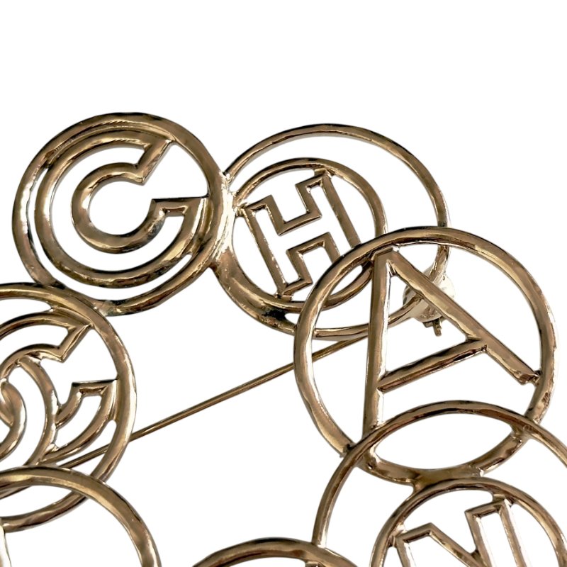 CHANEL CC 胸針-4