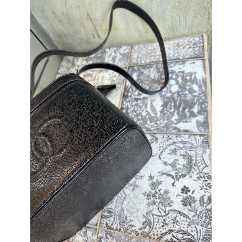 香奈兒包 化妝包 化妝箱 黑色 魚子醬 荔枝皮 手提包 魚子醬牛皮  黑色魚子醬牛皮 復古包 皮革包 包包 皮革包  魚子醬牛皮  斜挎包 手提包 化妝盒子 化妝箱 化妝袋 側背袋 二手包 中古包 二手-15