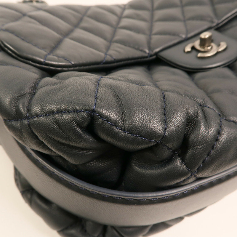 CHANEL 羊皮皮革Shoulder Bag銀扣鏈帶肩背袋-11