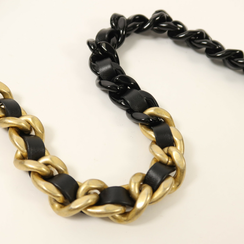 CHANEL 羊皮皮革Chain Shoulder鏈帶肩背袋-10