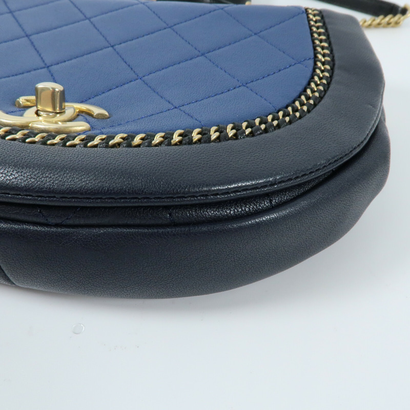 CHANEL 牛皮皮革Chain Shoulder金扣鏈帶手挽肩背兩用袋-5