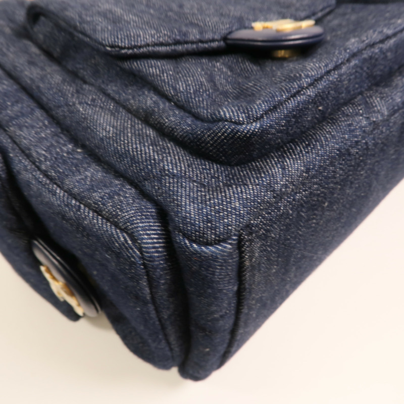 CHANEL 牛仔布C25 Hobo金扣鏈帶肩背袋-12