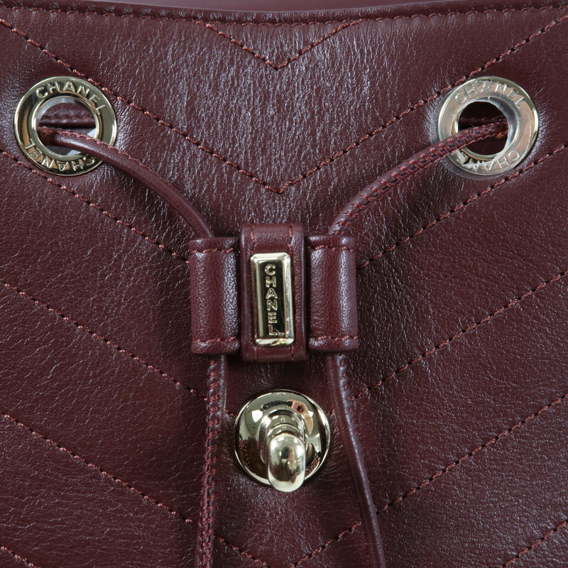 CHANEL 牛皮皮革BackPac金扣鏈帶背包-7