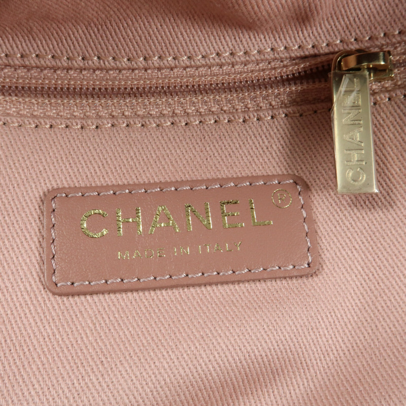 CHANEL 牛皮皮革BackPac金扣鏈帶背包-11