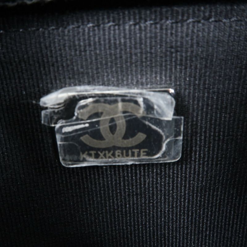 CHANEL 牛皮皮革WOC Wallet On Chain銀扣鏈帶肩背袋-12