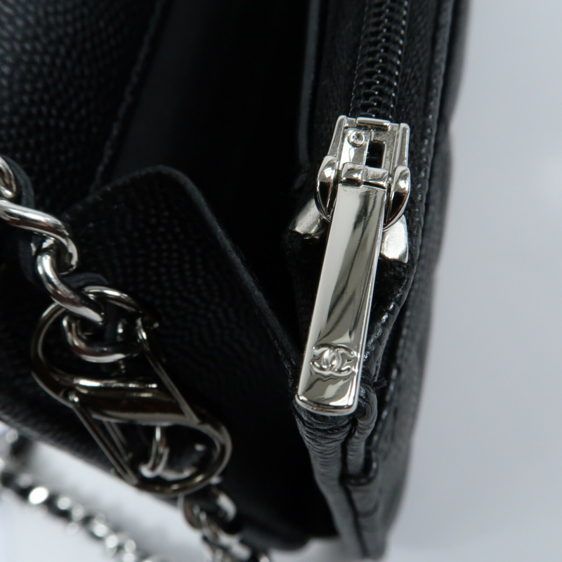 CHANEL 牛皮皮革WOC Wallet On Chain銀扣鏈帶肩背袋-13