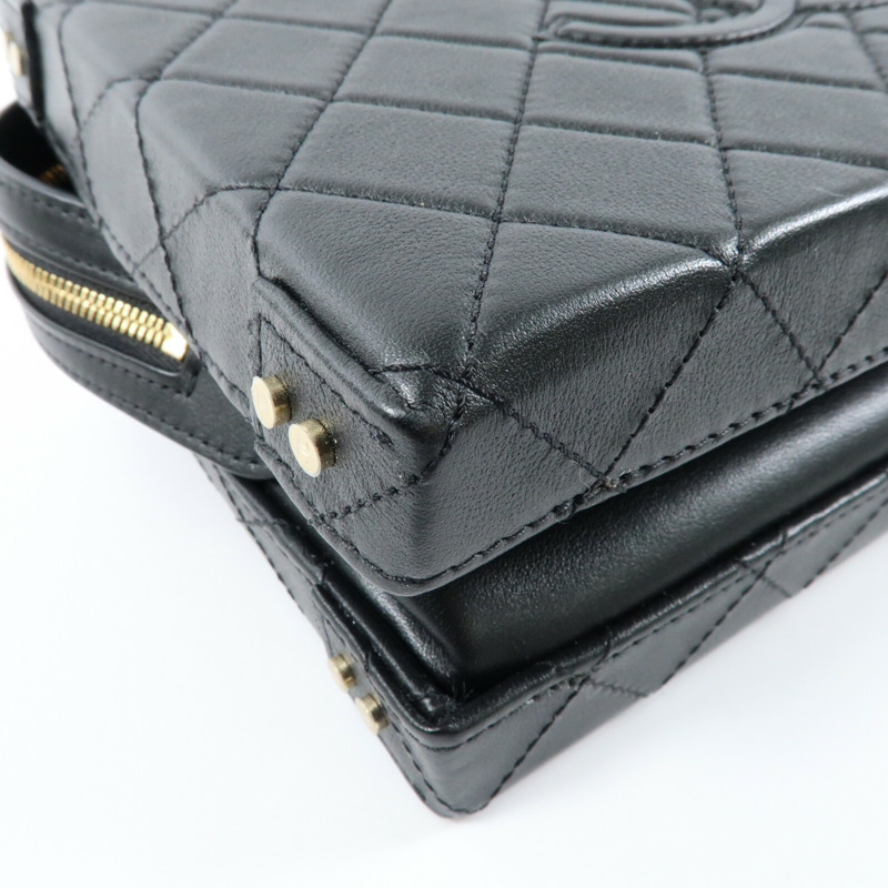 CHANEL 牛皮皮革Vanity Case金扣手挽肩背兩用袋-4