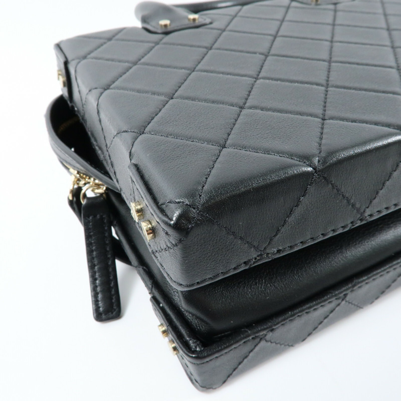 CHANEL 牛皮皮革Vanity Case金扣手挽肩背兩用袋-6