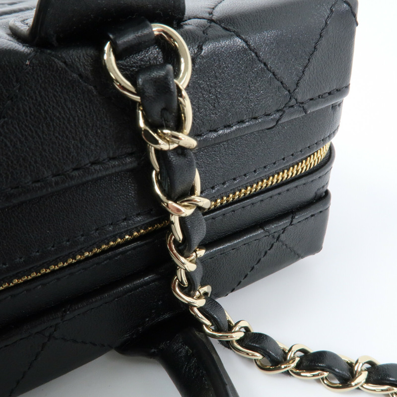 CHANEL 牛皮皮革Vanity Case金扣手挽肩背兩用袋-9