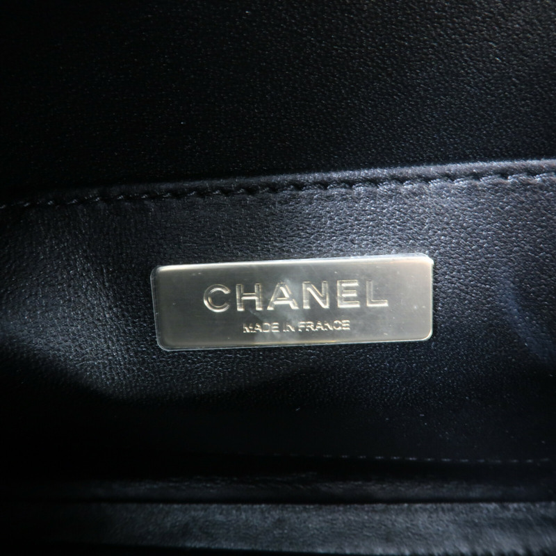 CHANEL 牛皮皮革Vanity Case金扣手挽肩背兩用袋-13