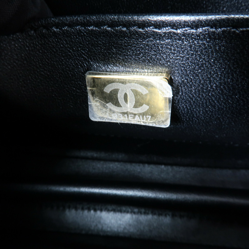 CHANEL 牛皮皮革Vanity Case金扣手挽肩背兩用袋-14