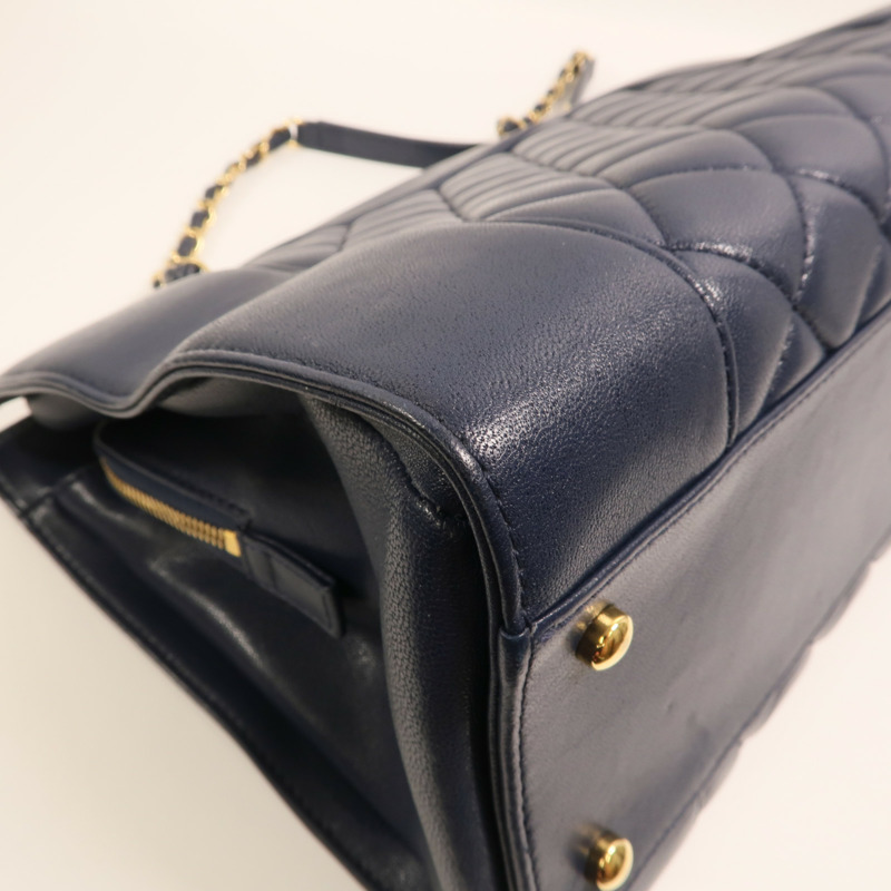 CHANEL 牛皮皮革Mademoiselle Vintage Tote金扣鏈帶肩背袋-13