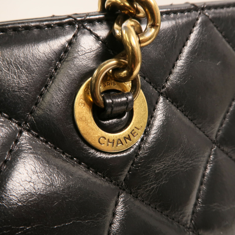 CHANEL 牛皮皮革Perfect Edge Tote金扣鏈帶肩背袋-13