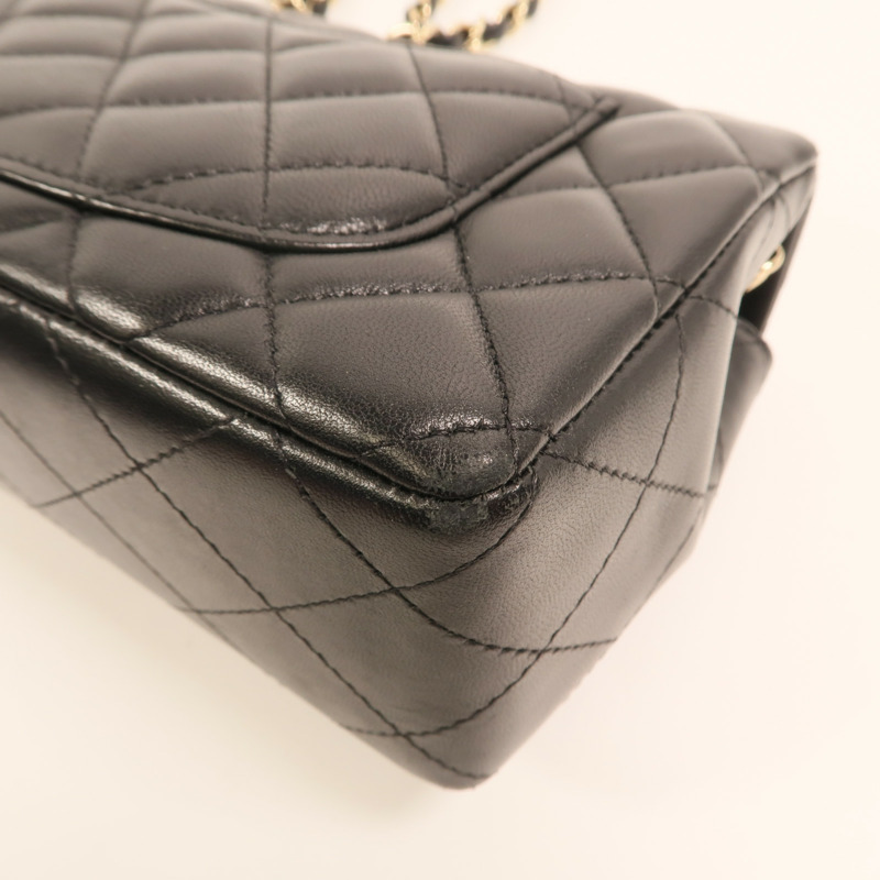 CHANEL 羊皮皮革Classic 20金扣鏈帶肩背袋-13