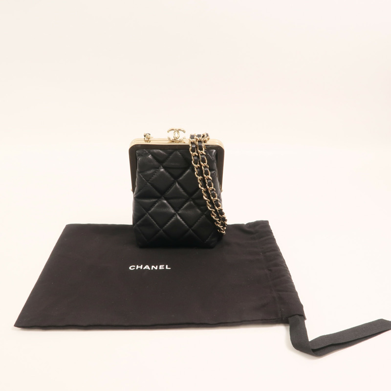 CHANEL 羊皮皮革/漆皮皮革Chain Clutch Shoulder金扣鏈帶肩背袋-9