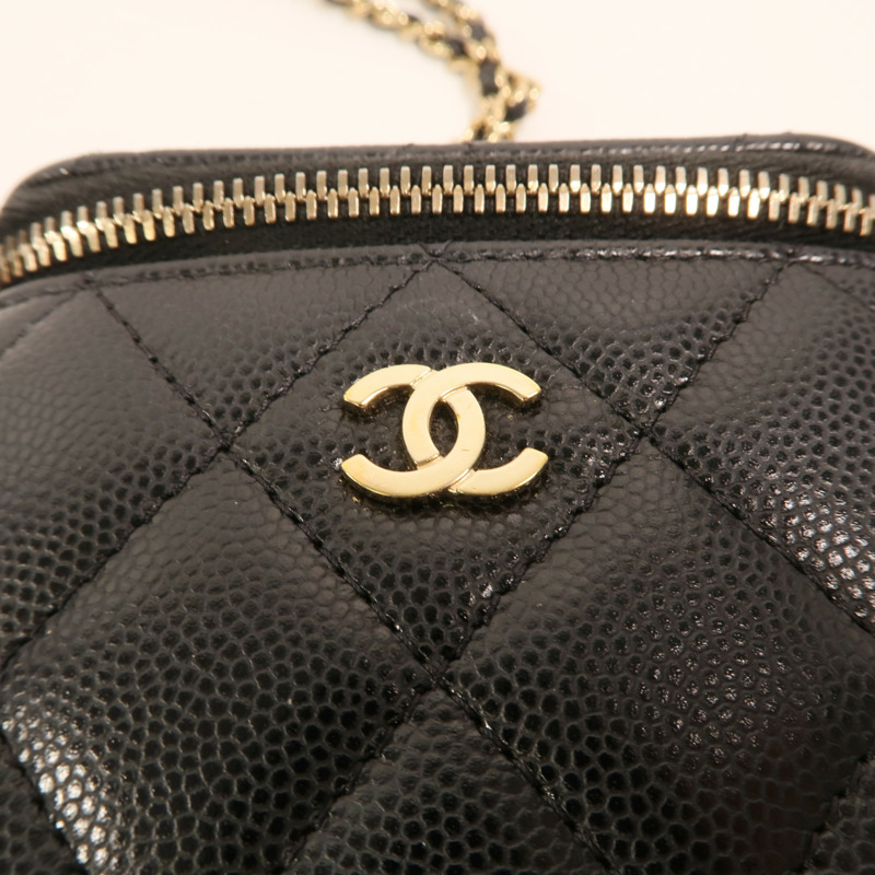 CHANEL 牛皮皮革Vanity Case金扣鏈帶肩背袋-8