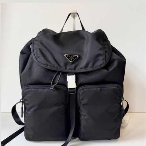PRADA 黑色 尼龍 雙口袋 銀三角牌 釦式 雙肩包 後背包 1BZ005