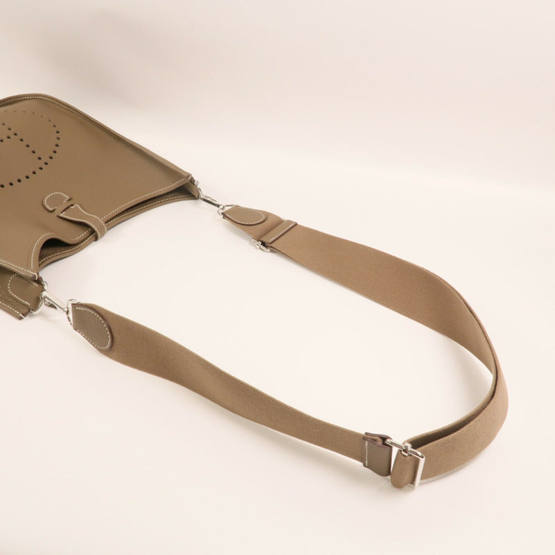 HERMES 【Hermes Fair】Clemence皮革Evelyne PM銀扣肩背袋Etoupe-7