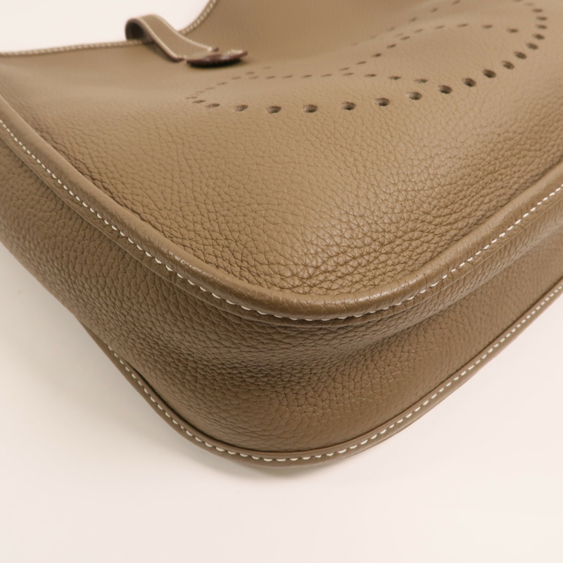 HERMES 【Hermes Fair】Clemence皮革Evelyne PM銀扣肩背袋Etoupe-12