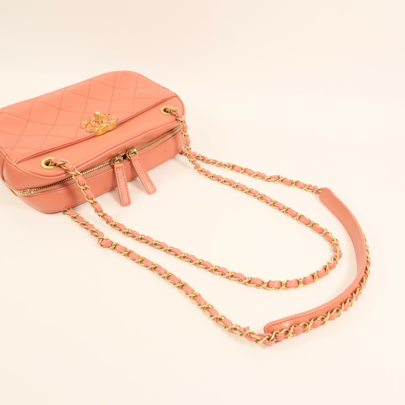 CHANEL 羊皮皮革19 Camera Bag金扣鏈帶肩背袋-7