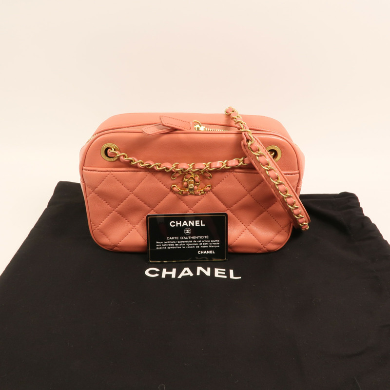 CHANEL 羊皮皮革19 Camera Bag金扣鏈帶肩背袋-10