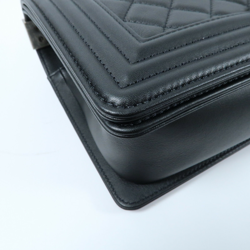 CHANEL 羊皮皮革Boy 25鏈帶肩背袋-4