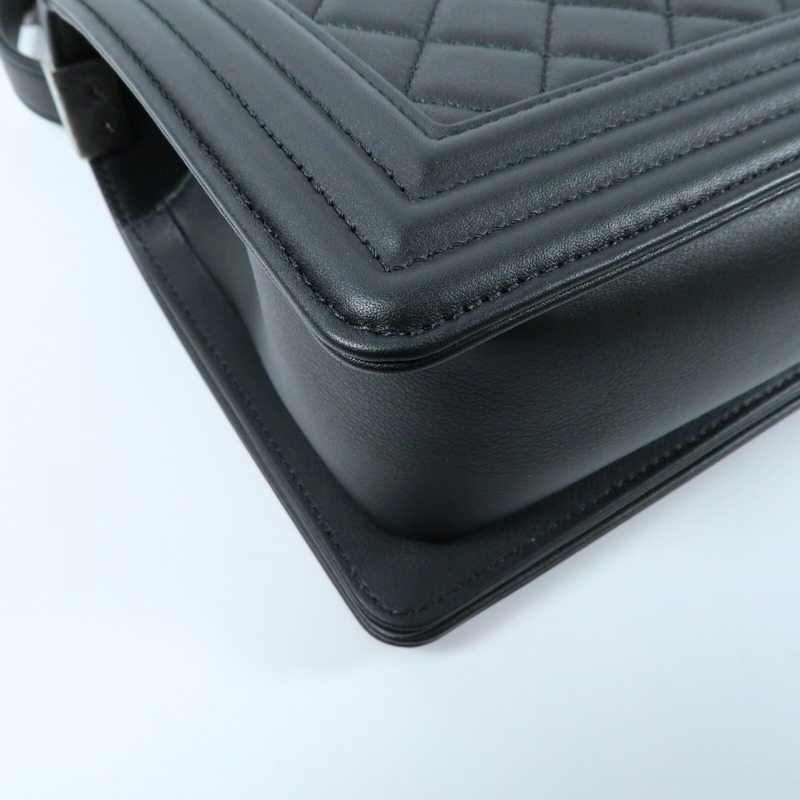 CHANEL 羊皮皮革Boy 25鏈帶肩背袋-6