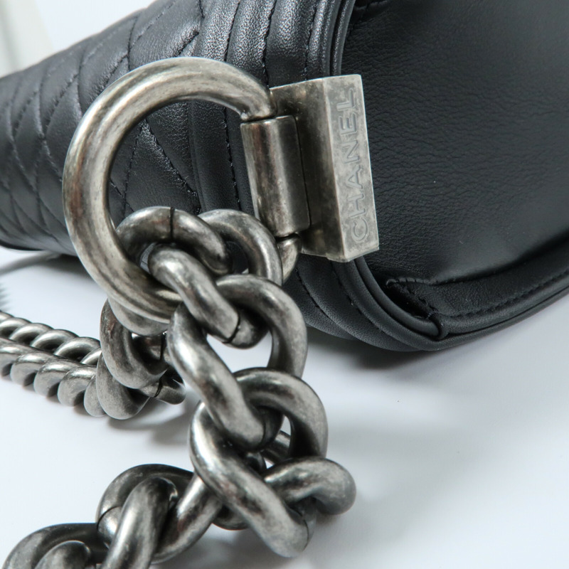 CHANEL 羊皮皮革Boy 25鏈帶肩背袋-9