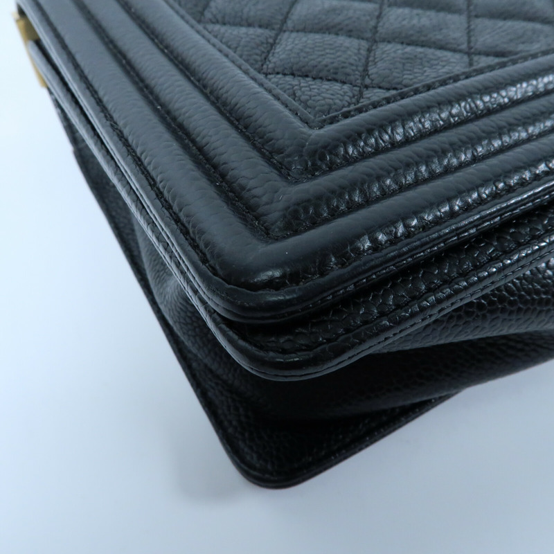 CHANEL 牛皮皮革Boy 25金扣鏈帶肩背袋-4