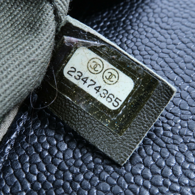 CHANEL 牛皮皮革Boy 25金扣鏈帶肩背袋-12