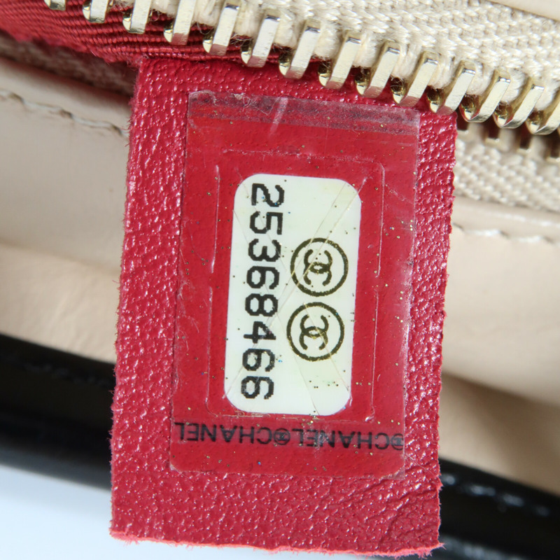 CHANEL 牛皮皮革Gabrielle Small鏈帶肩背袋-12